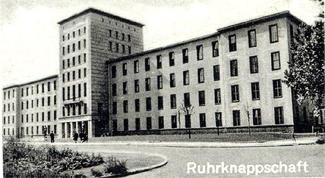 Knappschafts Neubau nach dem Krieg