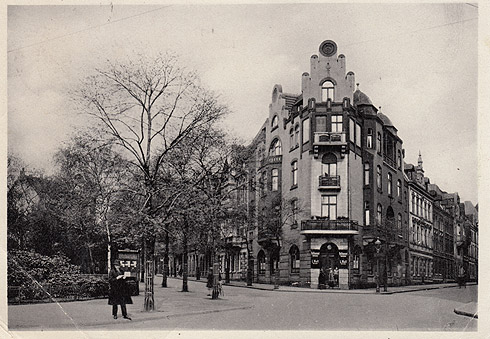 Westfalenplatz mit Restaurant Teutonia